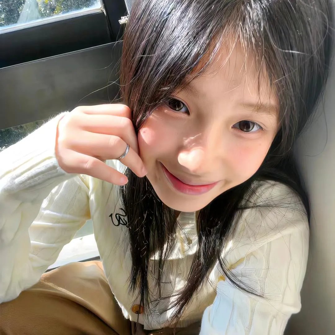 龙纹身的女孩